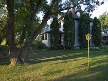 Fairmount Bed & Breakfast