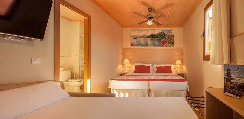 Magic Natura Animal, Waterpark & Polynesian Resort