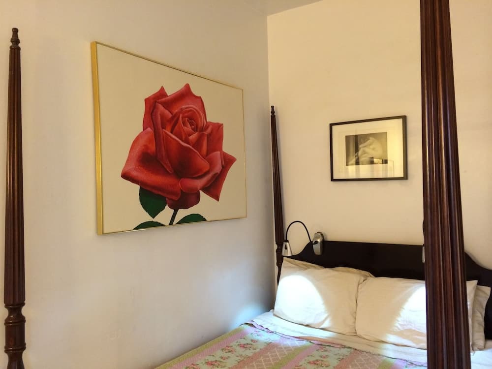 Lincoln Center Apartments