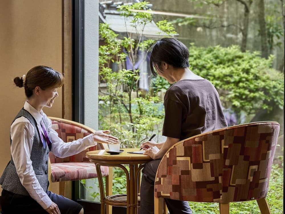 Sarusawaike Yoshidaya