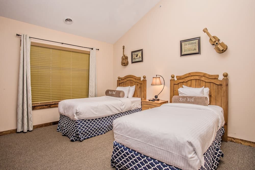 The Lodges at the Great Smoky Mountains