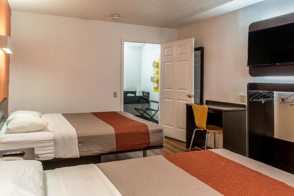 Motel 6 Florence, KY - Cincinnati Airport