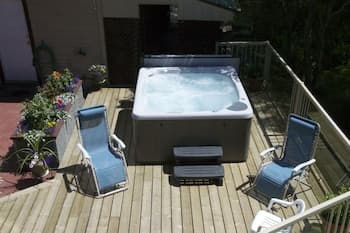 Enchanter Oceanview Suites