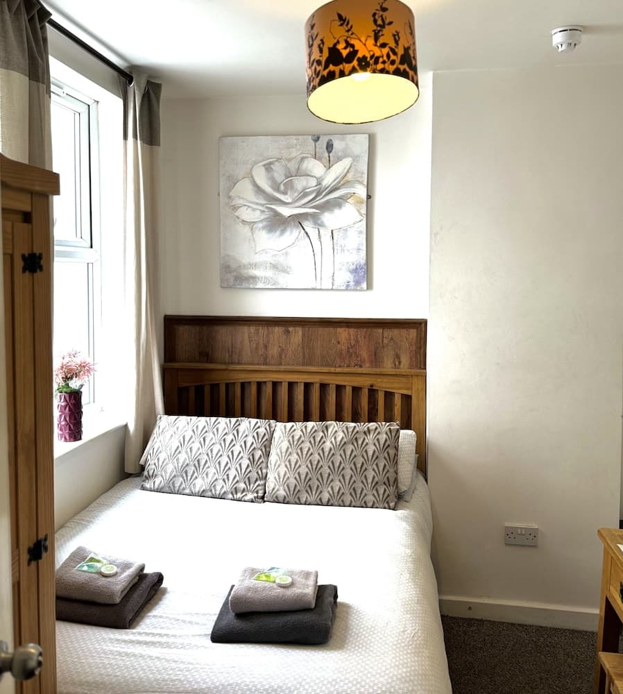 Riverside Hotel Bed and Breakfast