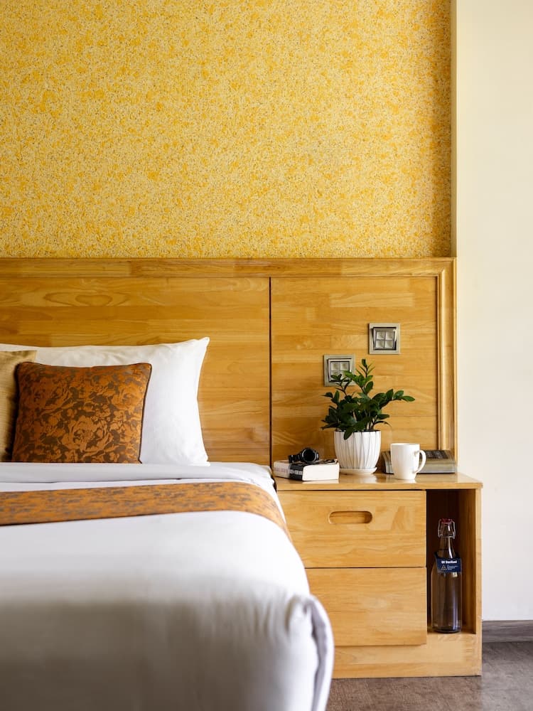 The Panoramic Getaway