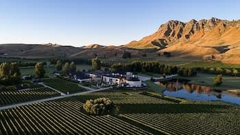 Craggy Range Luxury Vineyard Retreat