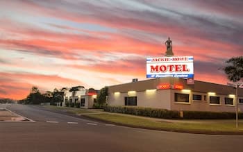 MAS Country Jackie Howe Motel
