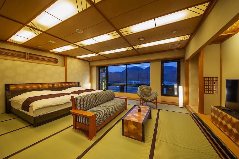 Kawaguchiya Kinosaki Riverside Hotel