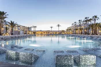 Grand Palladium White Island Resort & Spa - All Inclusive