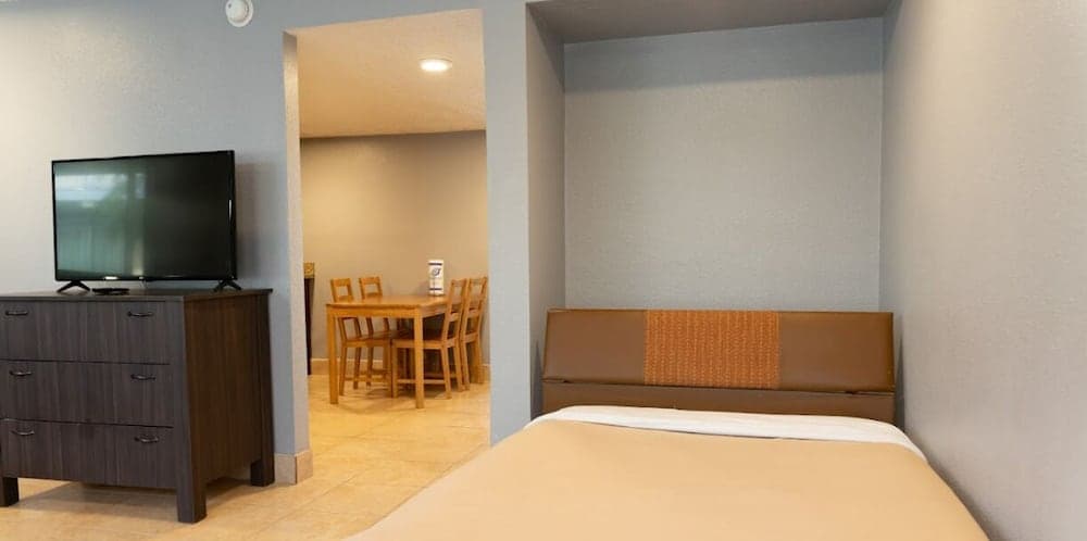 Celebration Suites - 2 Bedroom Condos