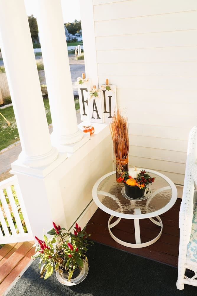 By the Sea Guests Bed & Breakfast & Suites