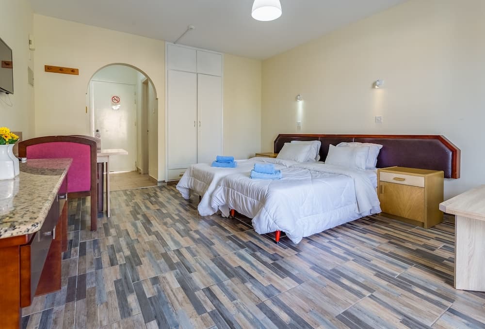 Antonis G. Hotel Apartments