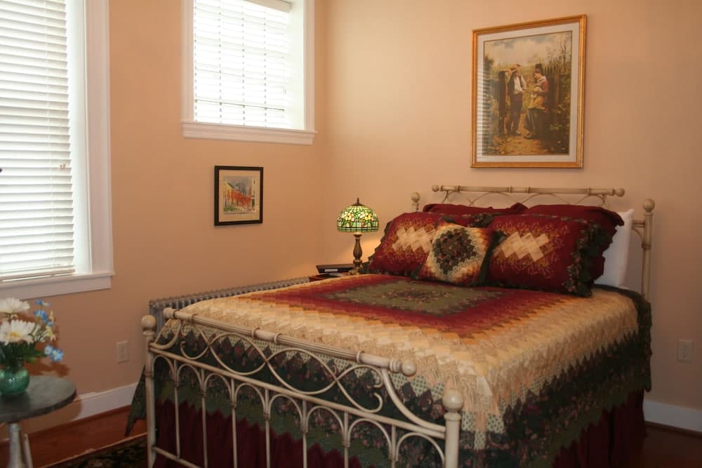 The Swope Manor Bed & Breakfast