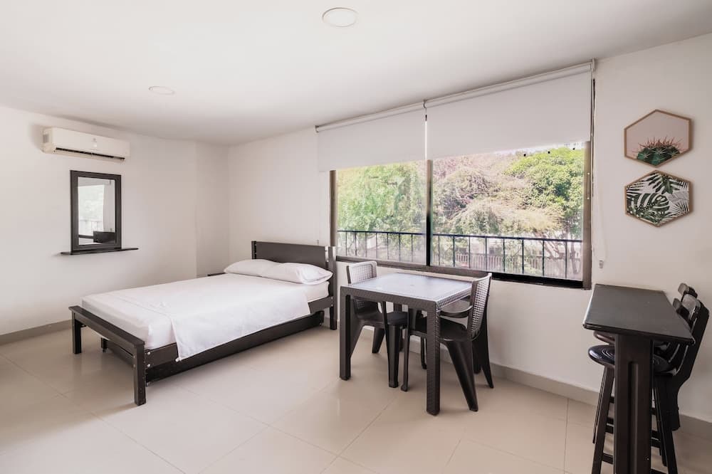 Aparta Hotel Roca Marina