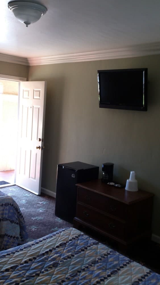 Santa Ana Travel Inn