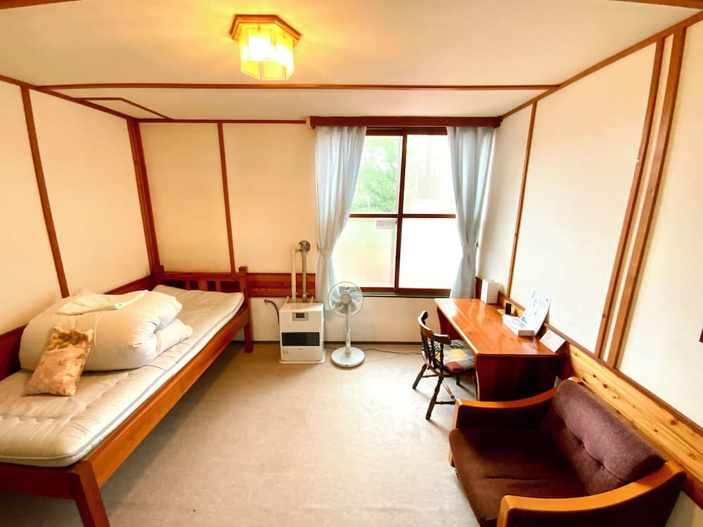 Mashuko Youth Hostel