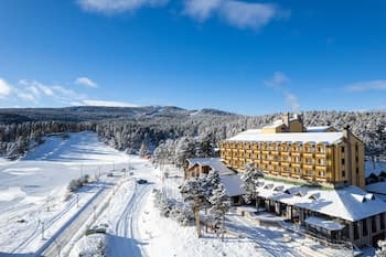 Duja Chalet Ski Center