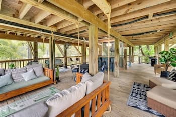 Riverfront Cuero Vacation Home w/ Spacious Deck!