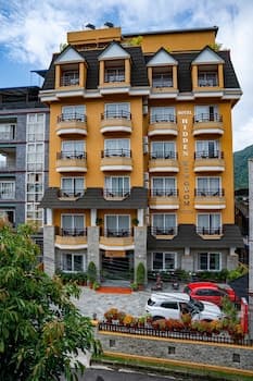 Hotel Hidden Kingdom