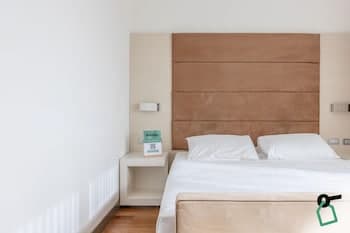 HOTIDAY Room Collection - Pisa