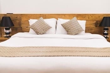 Suffix Retreat - Stay, Dive & Explore Fuvahmulah