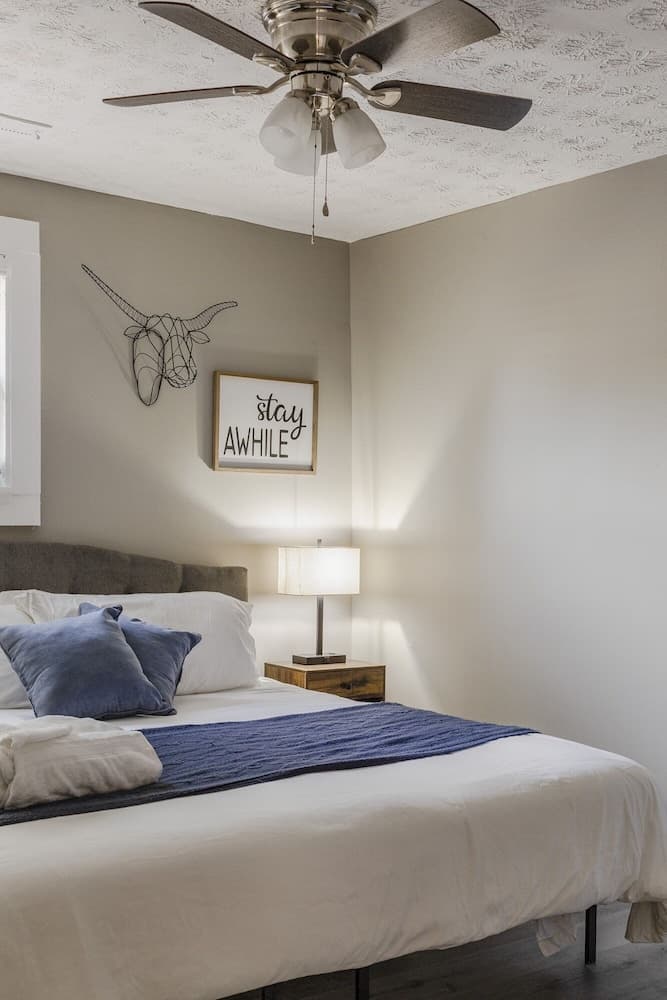 Newly renovated 4BR CozySuites