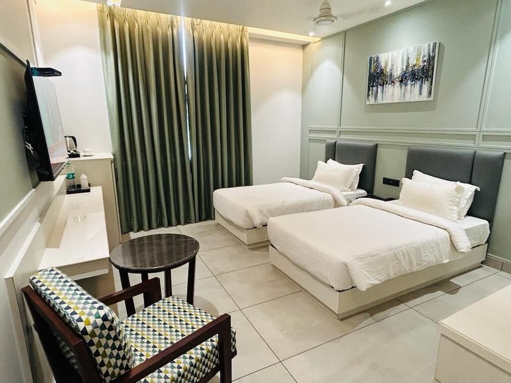 Five Elements Hotels Goldleaf Haldwani