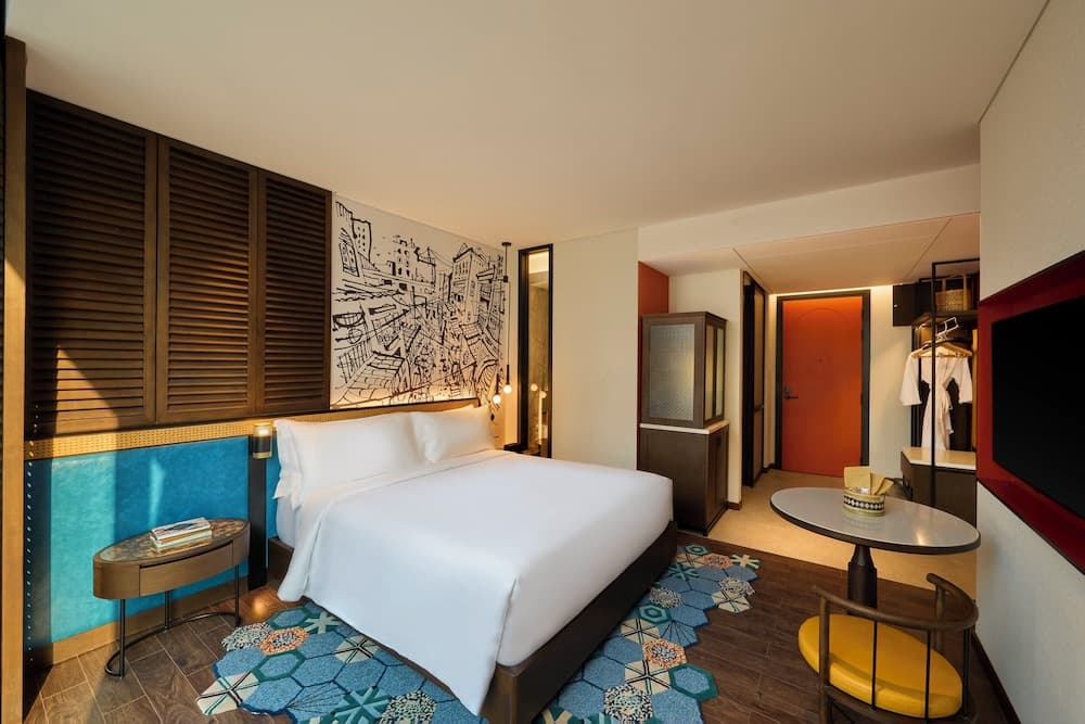 Hotel Indigo Saigon The City by IHG