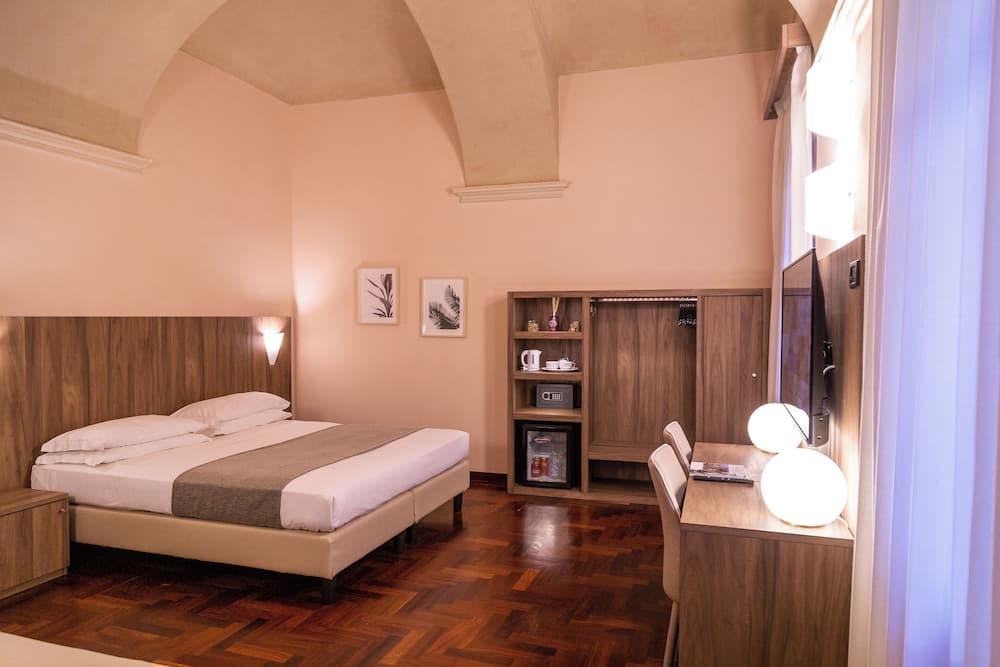 Hotel Boutique Antiche Mura