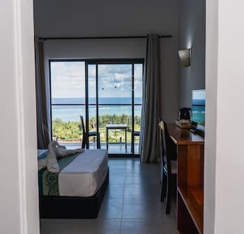 Le Marin Rodrigues Island