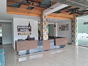 Portola Hotel By Parkside