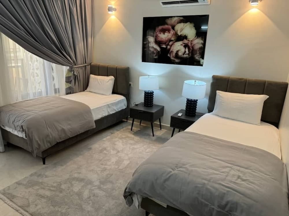 WAAFI CITY CENTER RESIDENCE