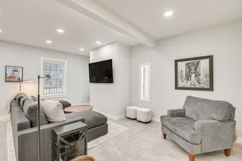 Bright & Modern Home: 2 Mi to Presque Isle Airport