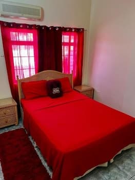 Arlene's & Chris's Guesthouse