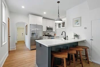 Morrill Modern Retreat Desirable Marion Village!