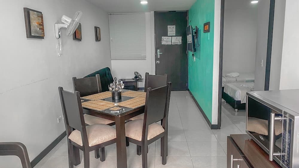 Aparthotel 2k familiar parque del cafe