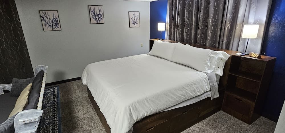 The Canna House by High Society Rentals