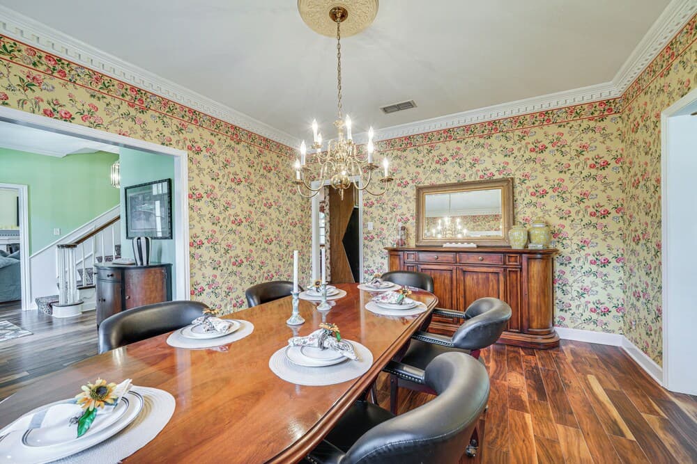 Expansive Texarkana Home w/ Yard: Near Golf!