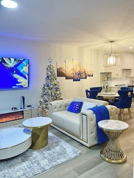 Navii Estates - Vacations Elevated, Homes Perfected