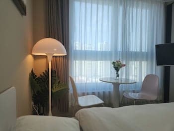 Daegu Dongseongro Star B&B Business Hotel