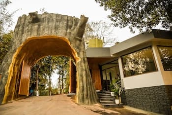 Aranya The Merian Resort