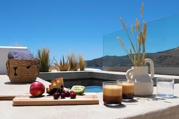 Anassa Boutique Hotel