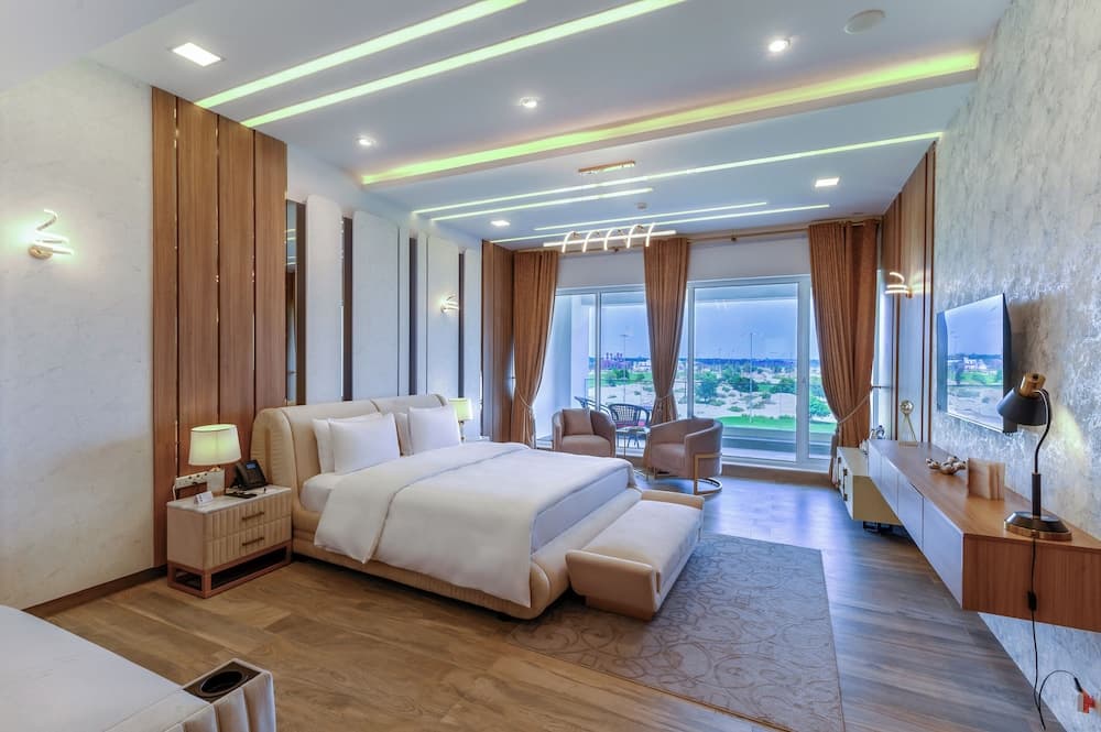 Rumanza by Pearl Continental