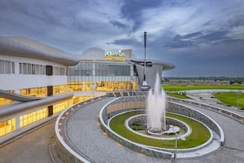 Rumanza by Pearl Continental