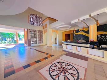 Sea Breeze Beachfront Apartments