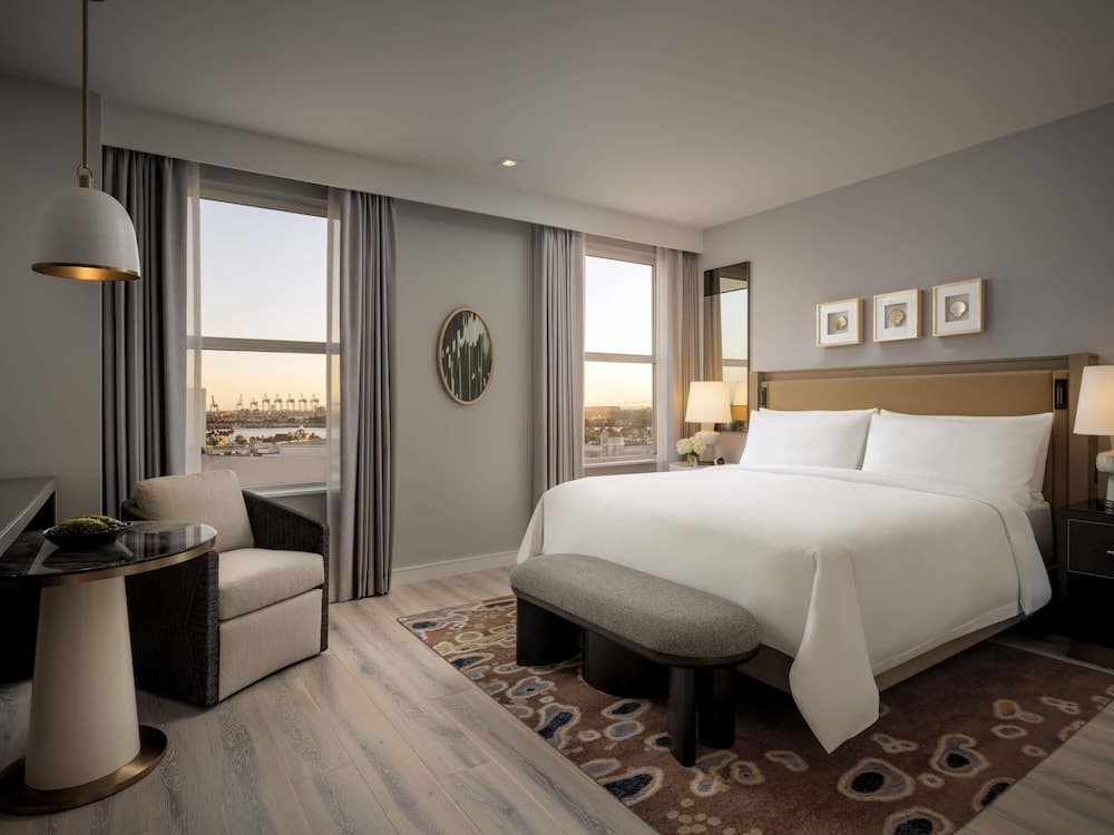 Fairmont Breakers Long Beach