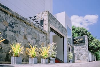 Hotel Senondra