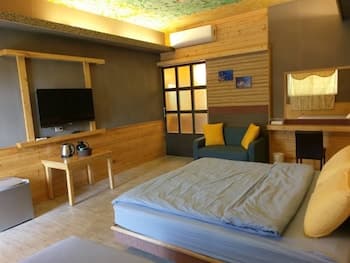 Orchid Island Blue Ocean House