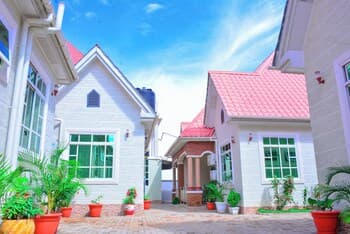 VILLA HOME HOTEL & APARTMENT