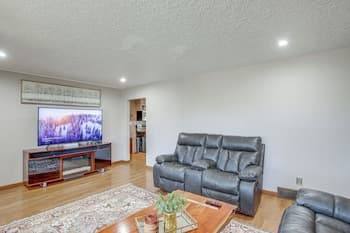 Walk to Park: Waterloo Home w/ Furnished Deck